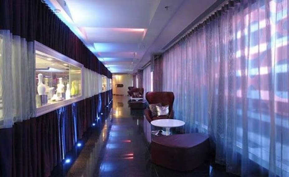 Go Bowling at Blu_O_5